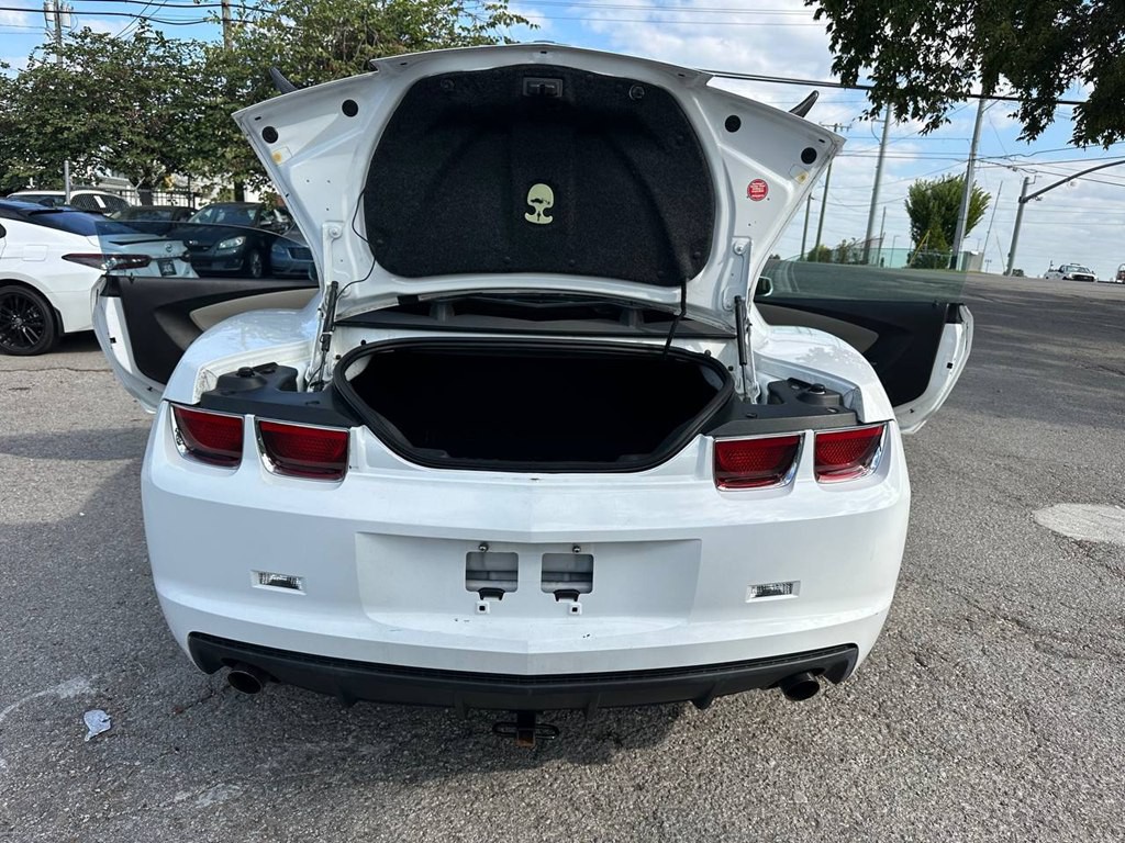 2012 Chevrolet Camaro Image 13