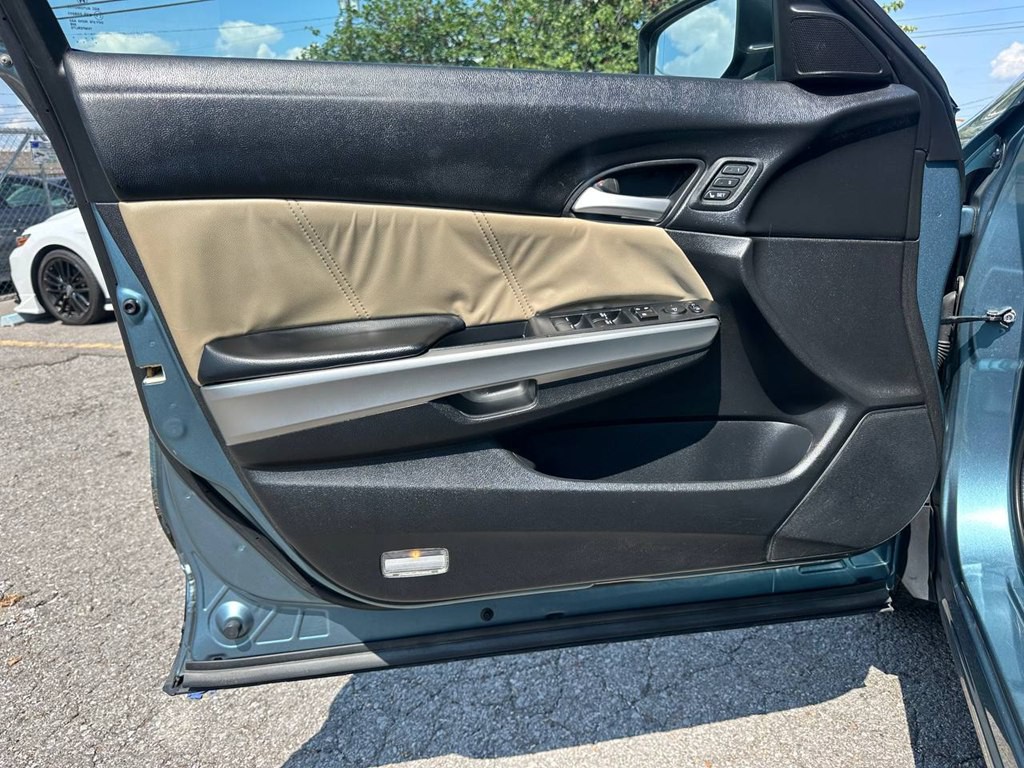 2014 Honda Crosstour Image 16