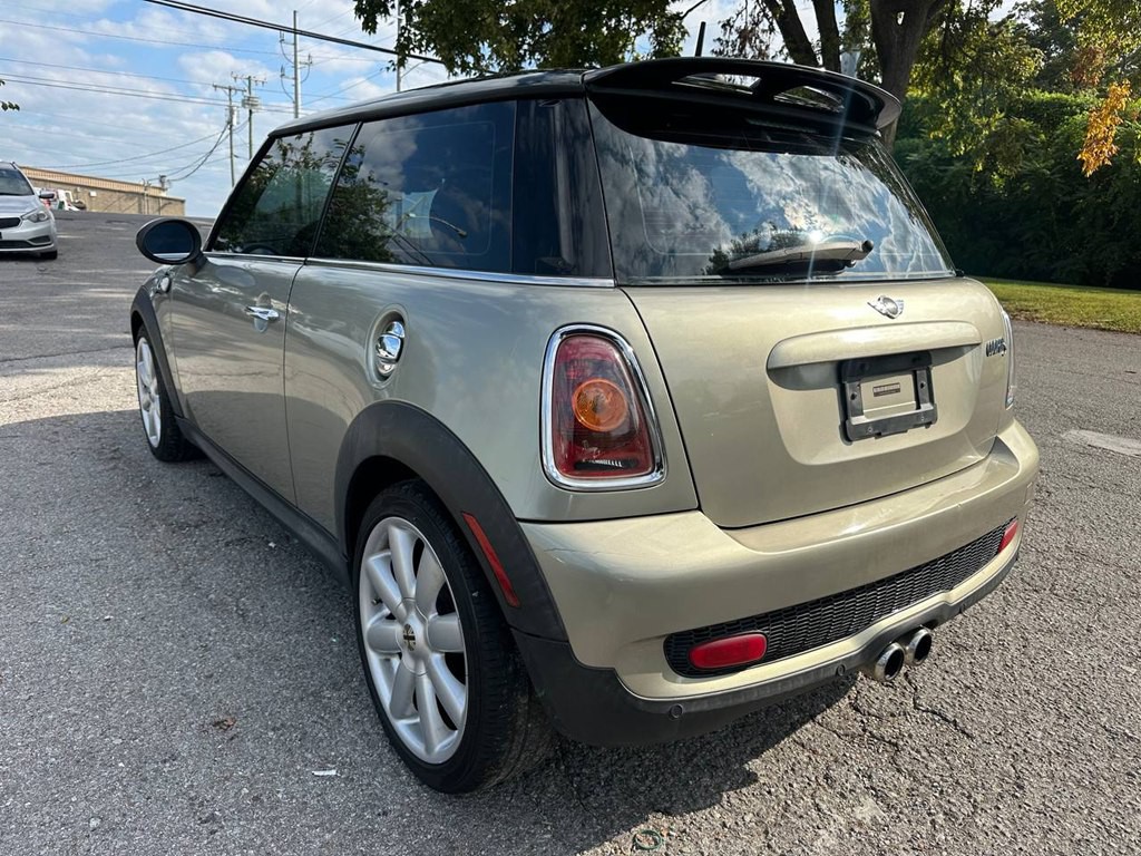 2008 MINI Cooper Image 8