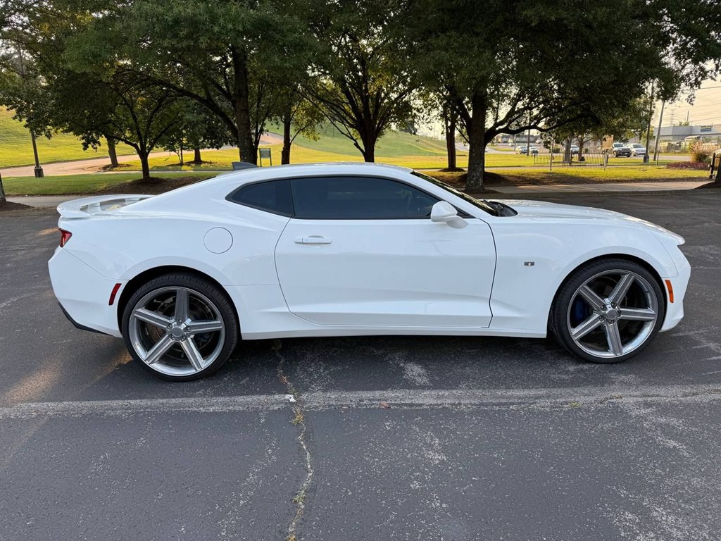 2016 Chevrolet Camaro Image 5