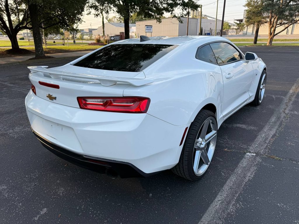 2016 Chevrolet Camaro Image 6