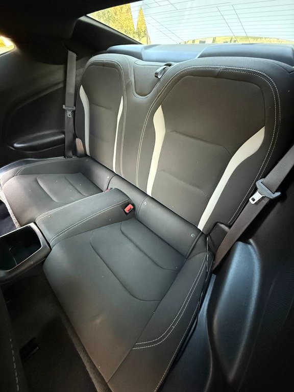 2016 Chevrolet Camaro Image 23