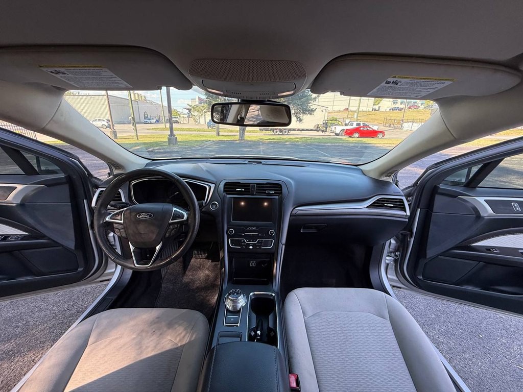 2019 Ford Fusion Image 24