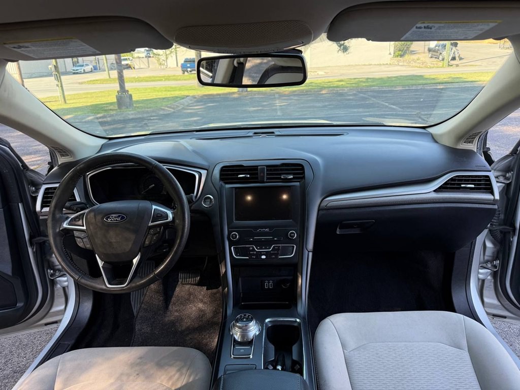 2019 Ford Fusion Image 25