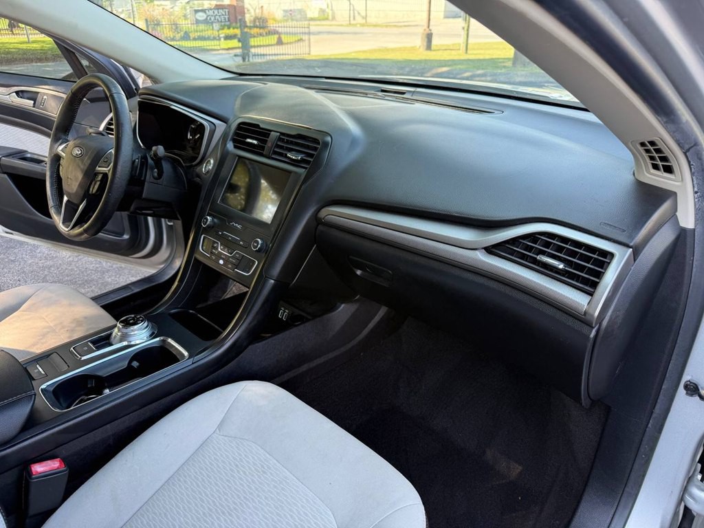 2019 Ford Fusion Image 26