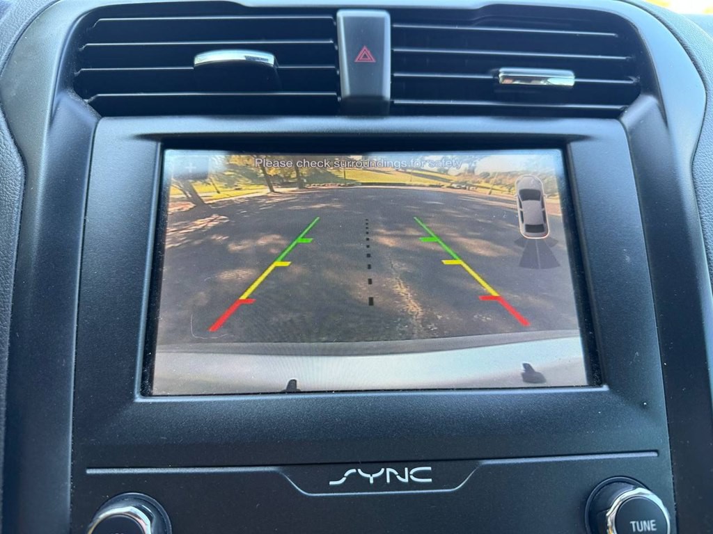 2019 Ford Fusion Image 32