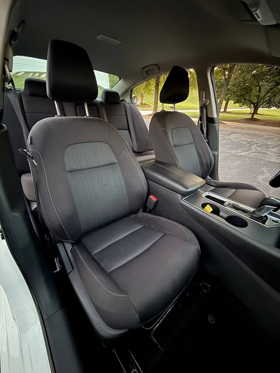 2020 Nissan Altima Image 24