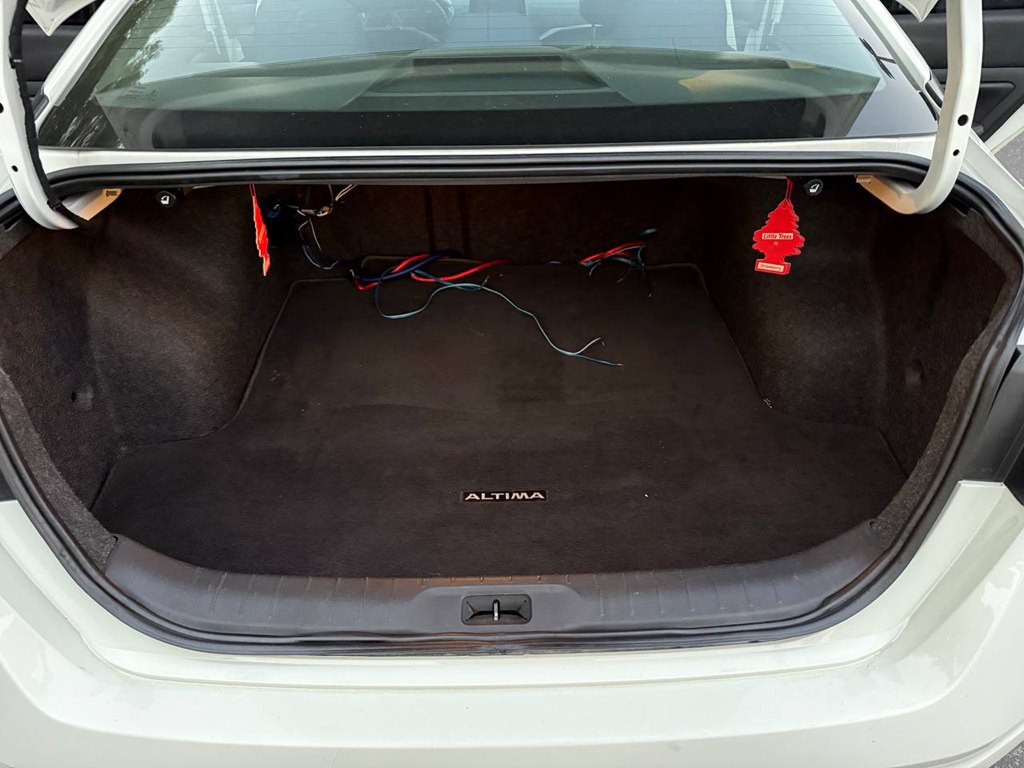 2020 Nissan Altima Image 26