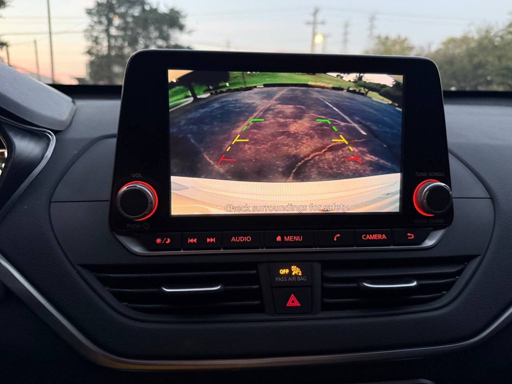 2020 Nissan Altima Image 36