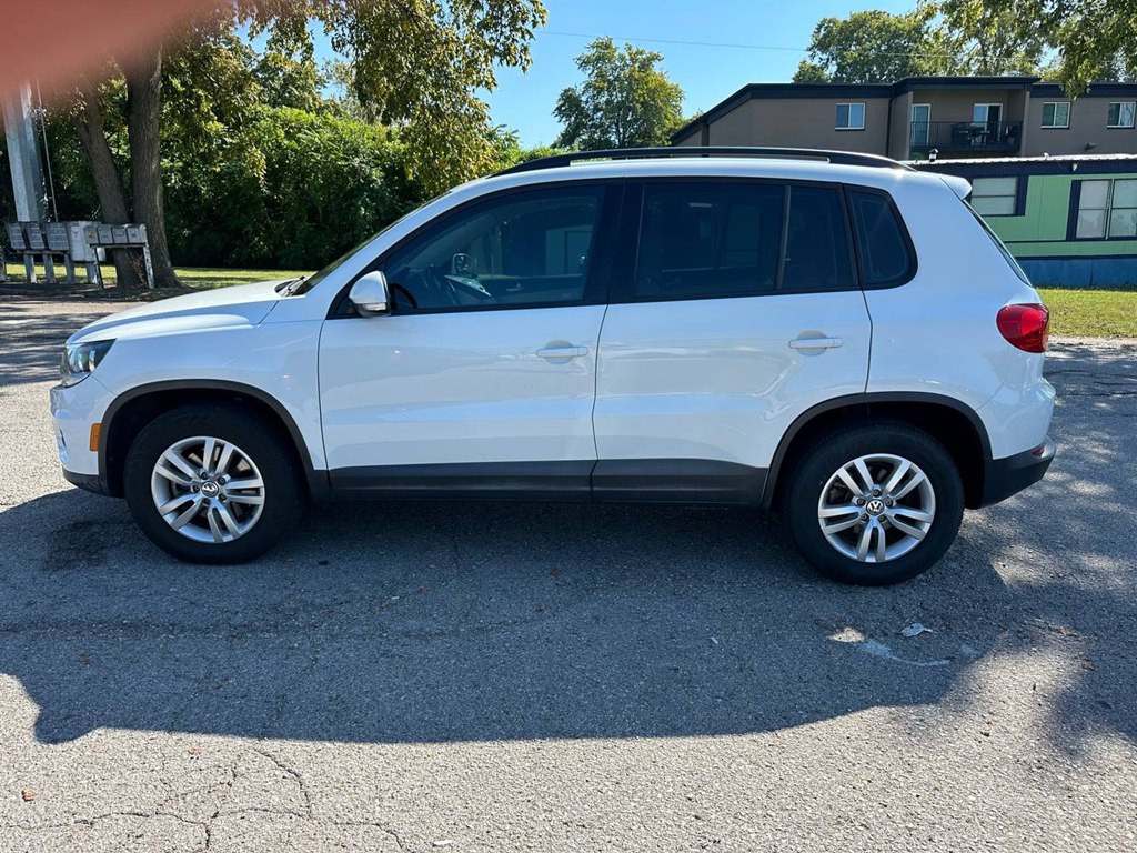 2017 Volkswagen Tiguan Image 9