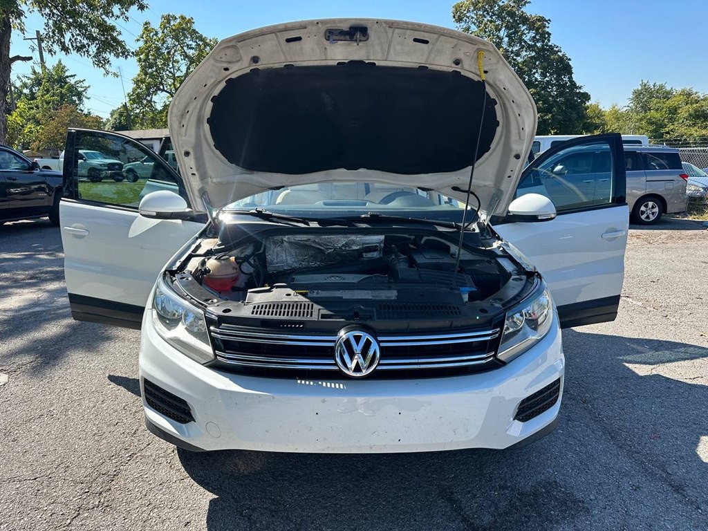 2017 Volkswagen Tiguan Image 10