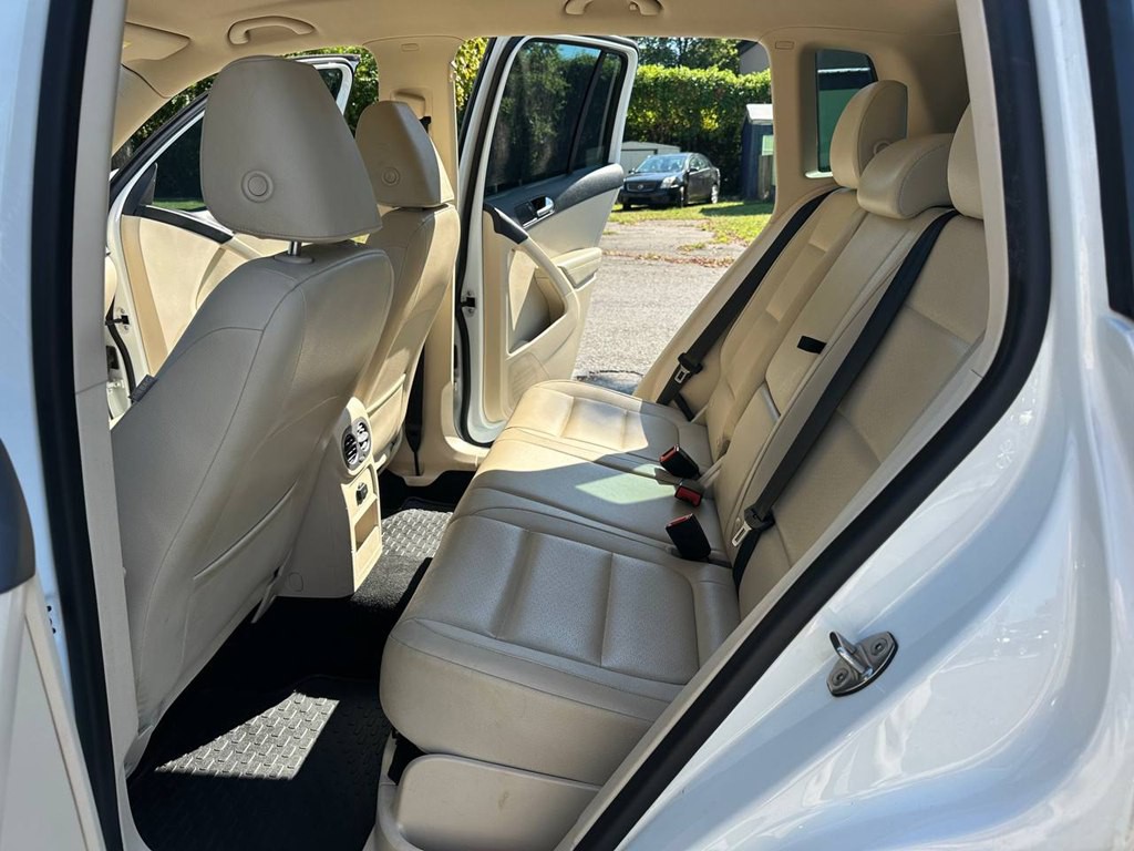 2017 Volkswagen Tiguan Image 16