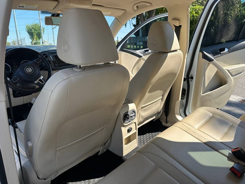 2017 Volkswagen Tiguan Image 18