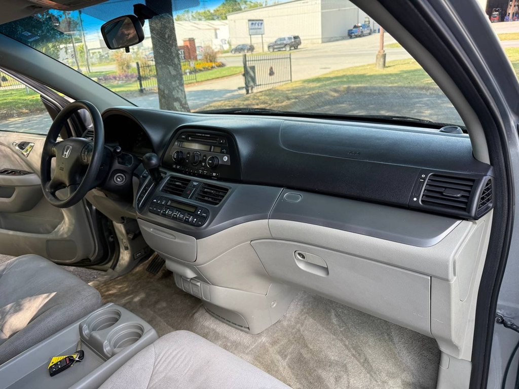 2007 Honda Odyssey Image 28