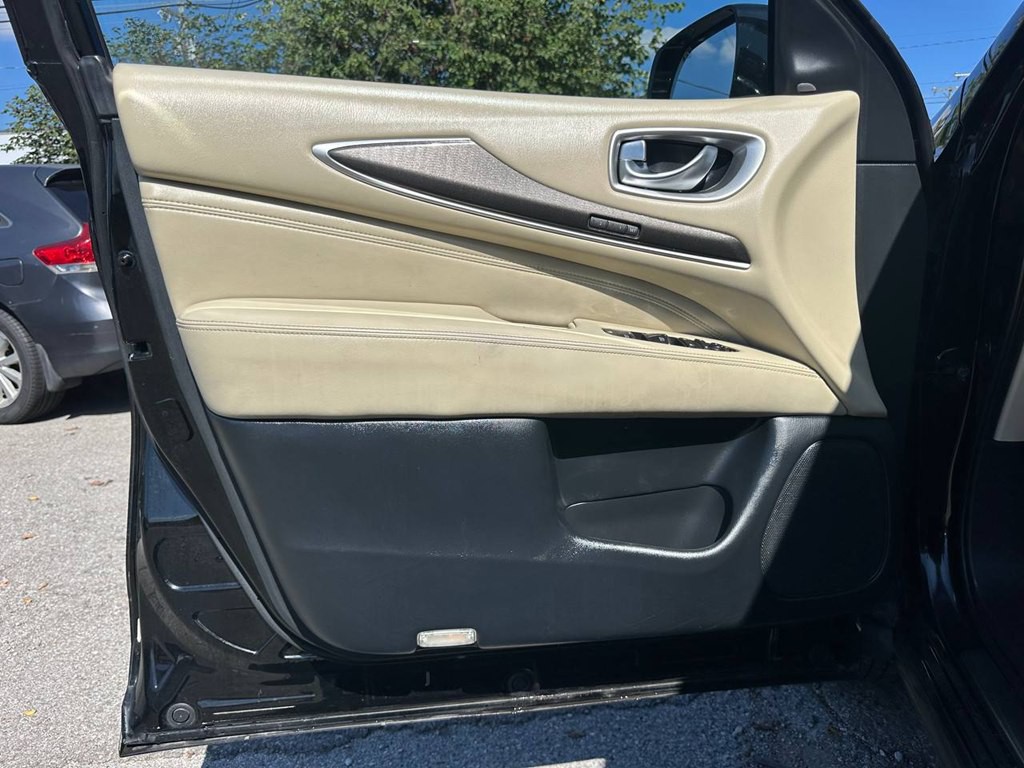 2019 INFINITI QX60 Image 18