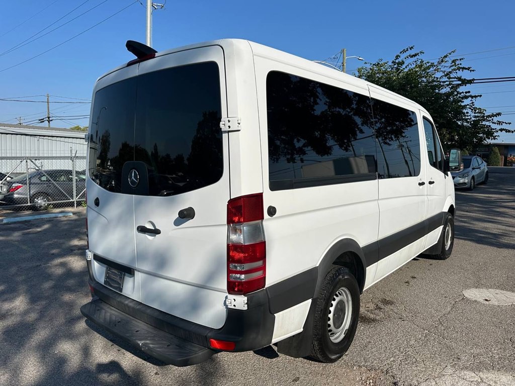 2014 Mercedes-Benz Sprinter Image 6