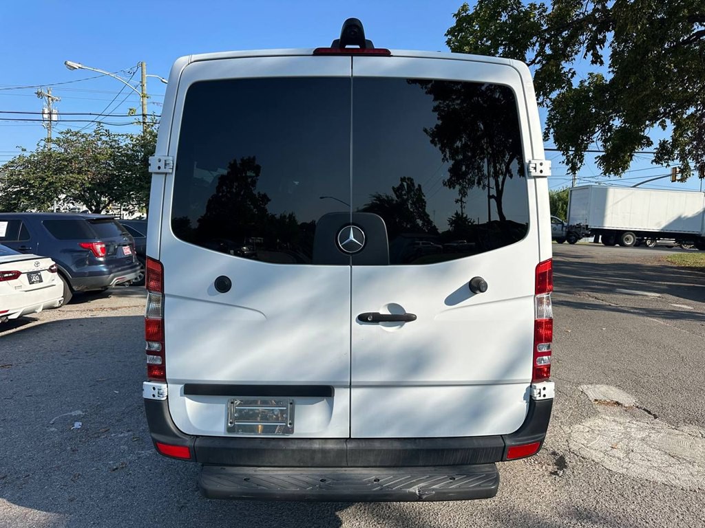 2014 Mercedes-Benz Sprinter Image 7