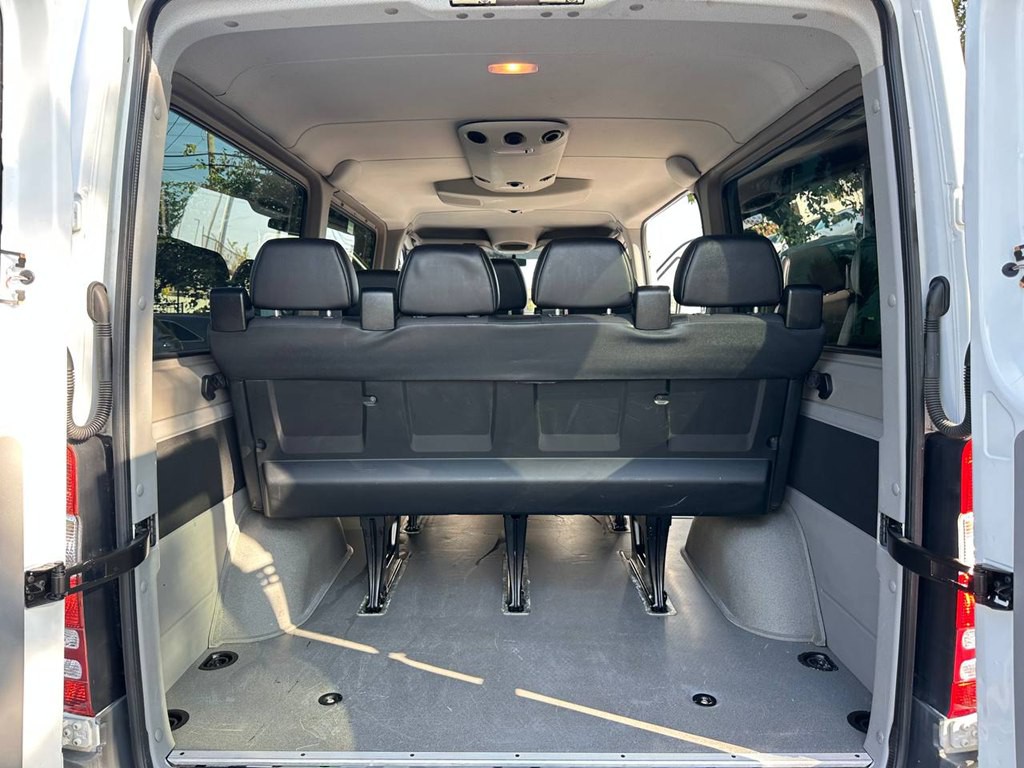 2014 Mercedes-Benz Sprinter Image 11
