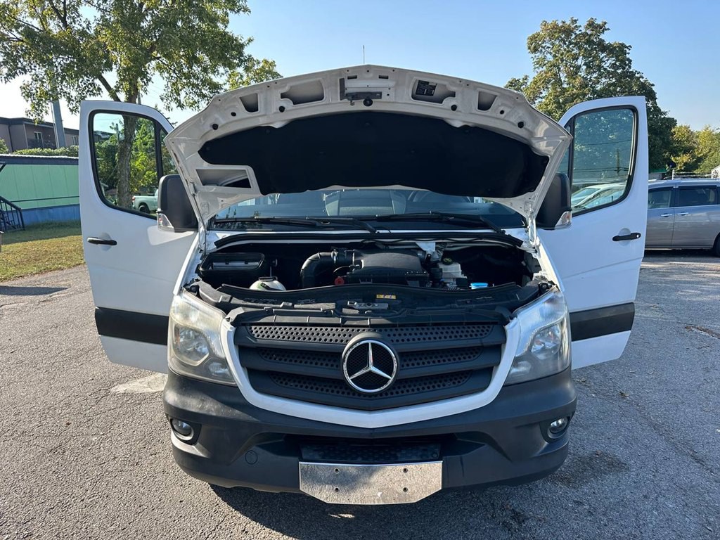 2014 Mercedes-Benz Sprinter Image 12