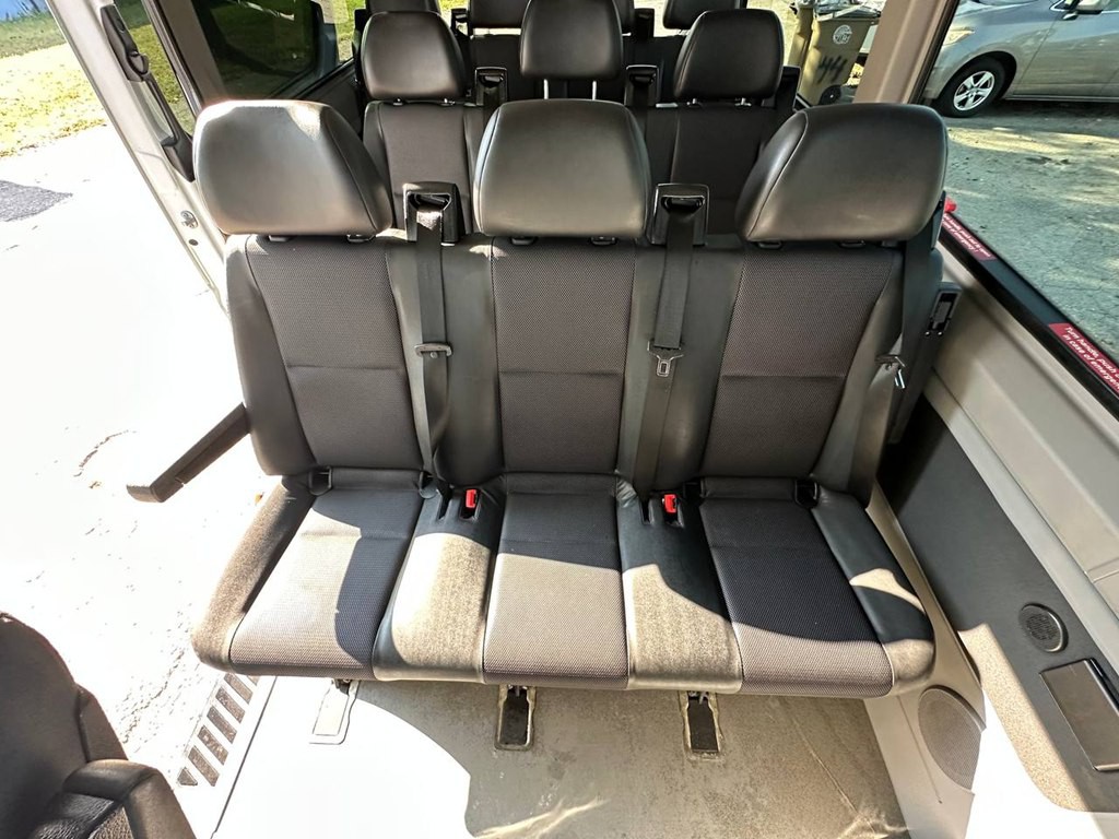 2014 Mercedes-Benz Sprinter Image 21