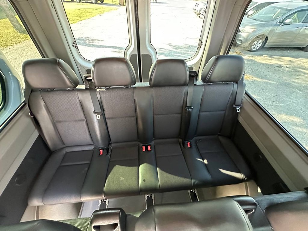 2014 Mercedes-Benz Sprinter Image 23