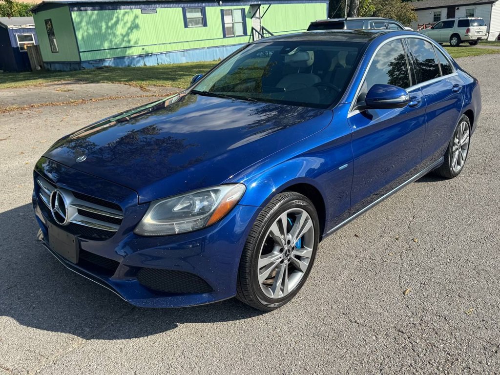 2017 Mercedes-Benz C-Class Image 2