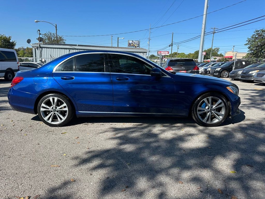 2017 Mercedes-Benz C-Class Image 5