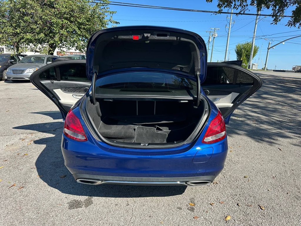 2017 Mercedes-Benz C-Class Image 11