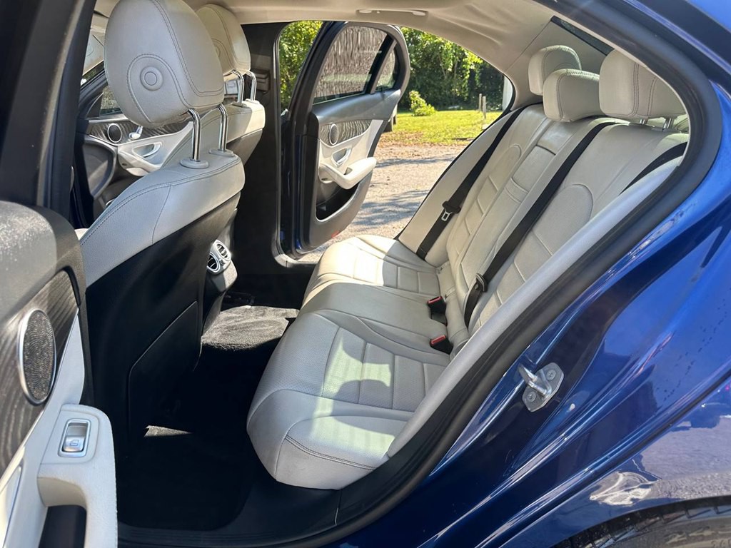 2017 Mercedes-Benz C-Class Image 14