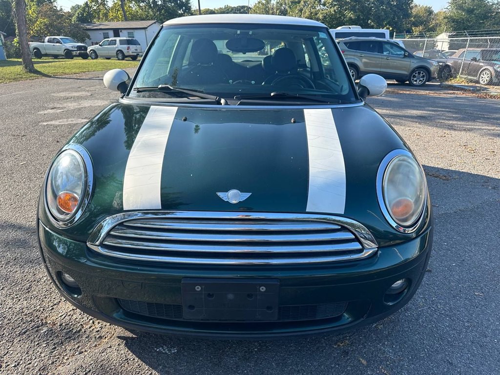 2010 MINI Cooper Image 3