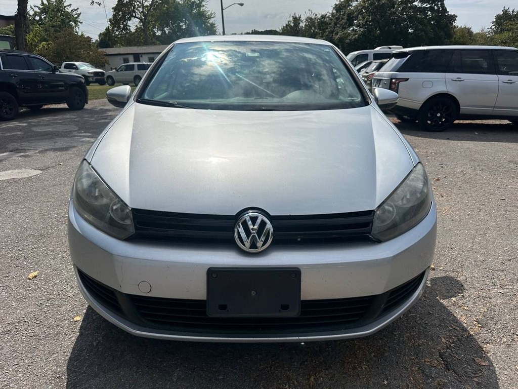 2010 Volkswagen Golf Image 4
