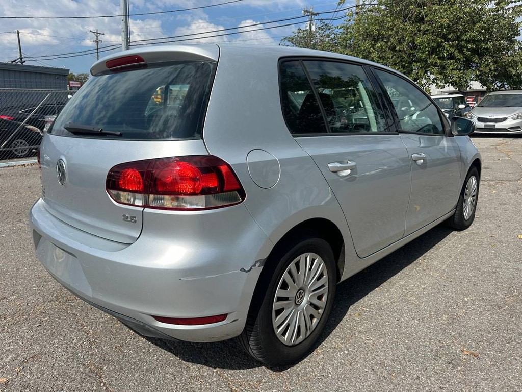 2010 Volkswagen Golf Image 6