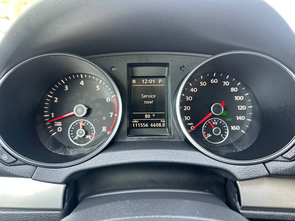 2010 Volkswagen Golf Image 30