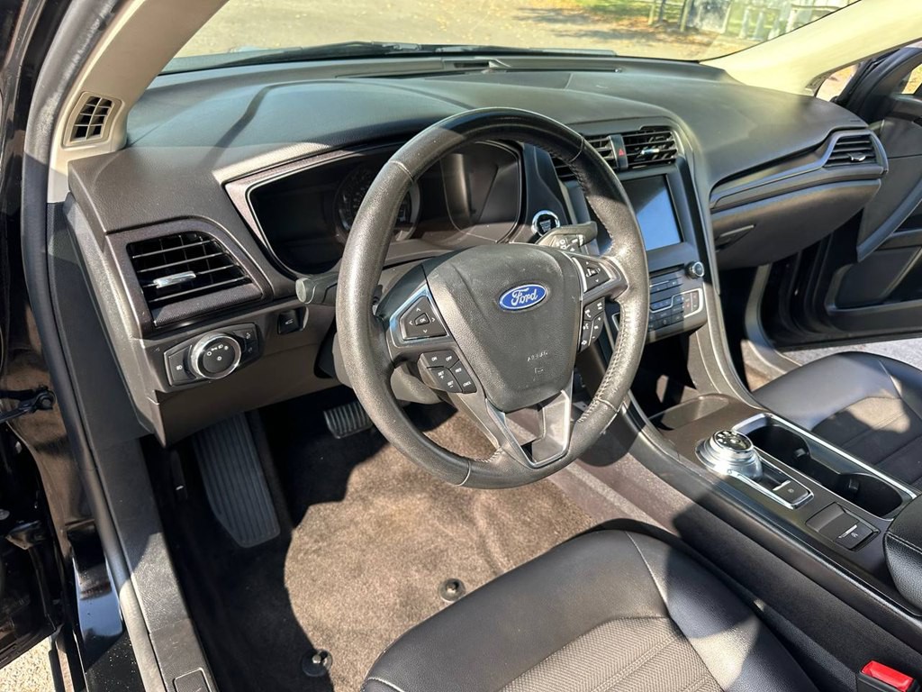 2018 Ford Fusion Image 15