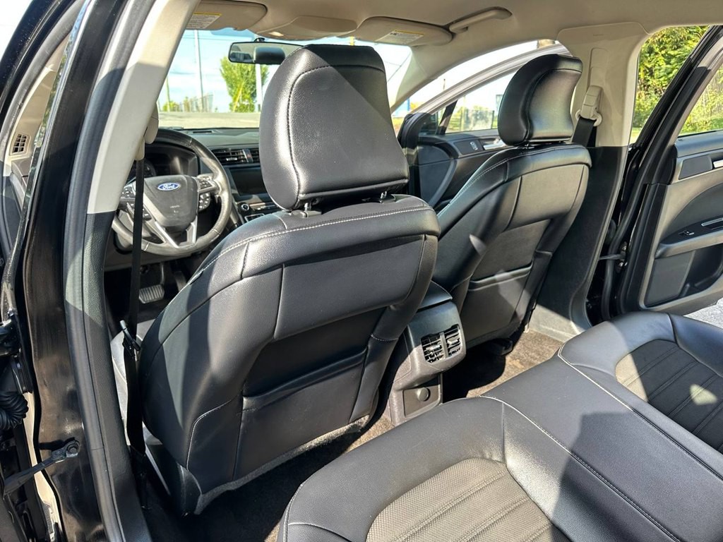 2018 Ford Fusion Image 17