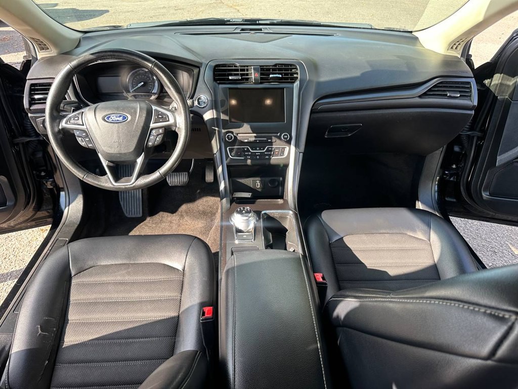 2018 Ford Fusion Image 22