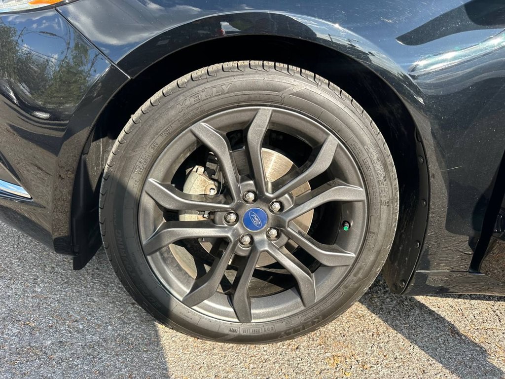 2018 Ford Fusion Image 32