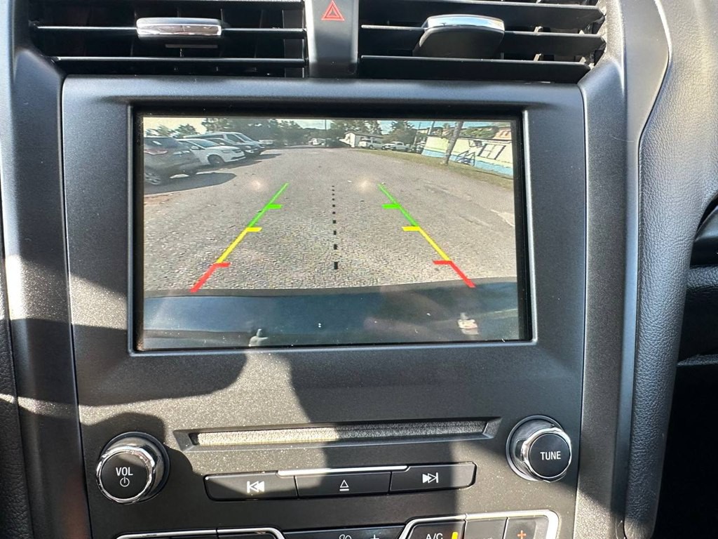 2018 Ford Fusion Image 34