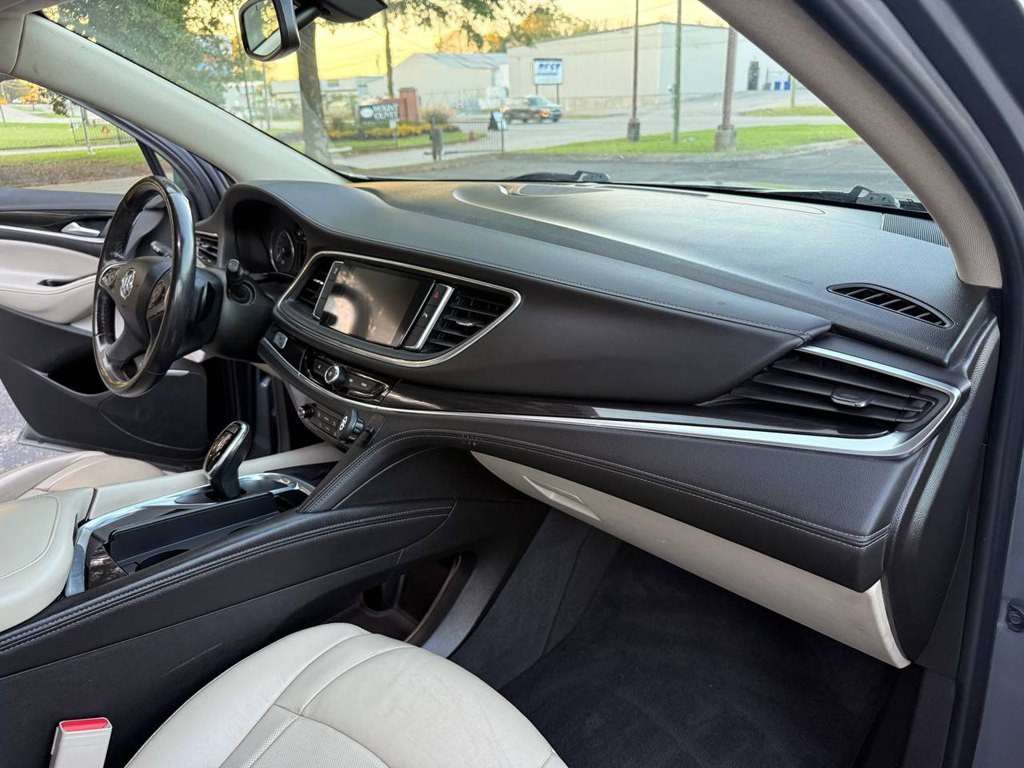 2019 Buick Enclave Image 30