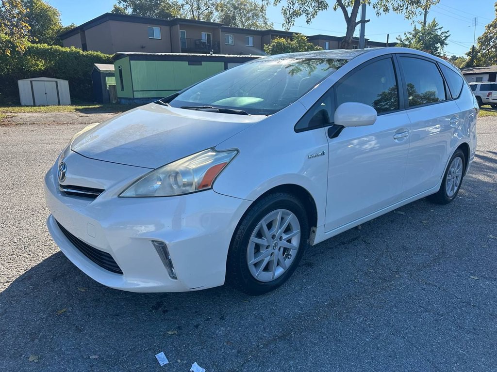 2012 Toyota Prius Image 2