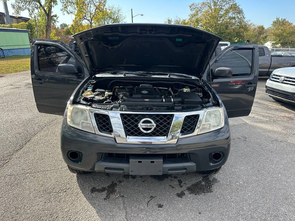 2014 Nissan Frontier Image 11