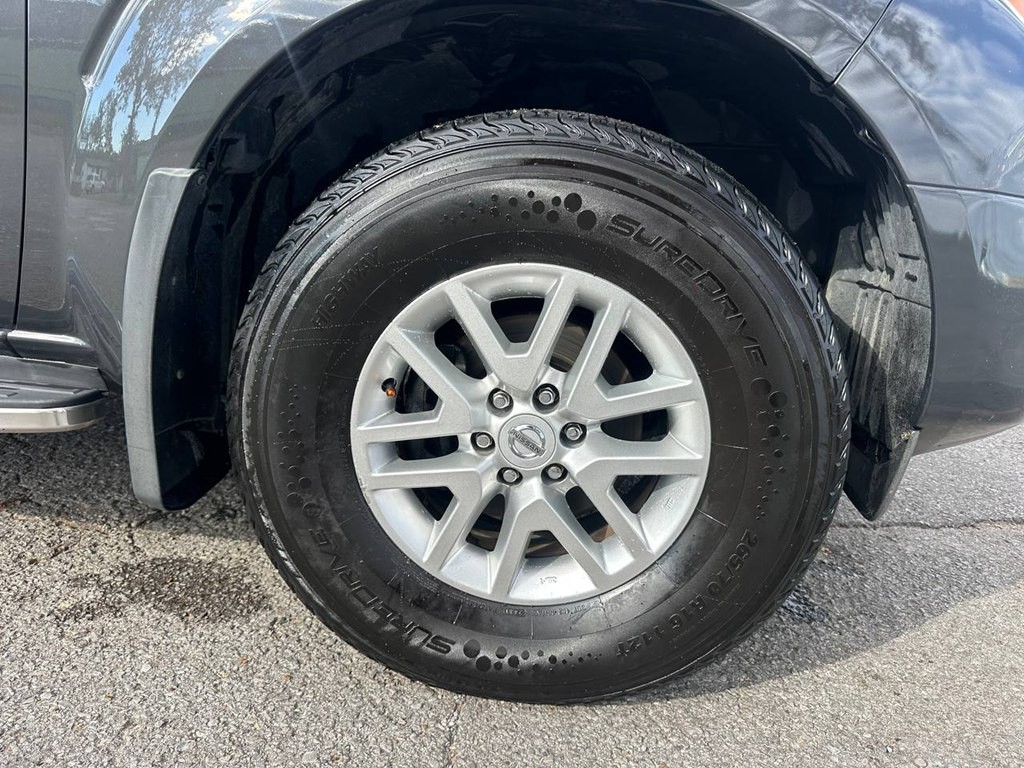 2014 Nissan Frontier Image 26