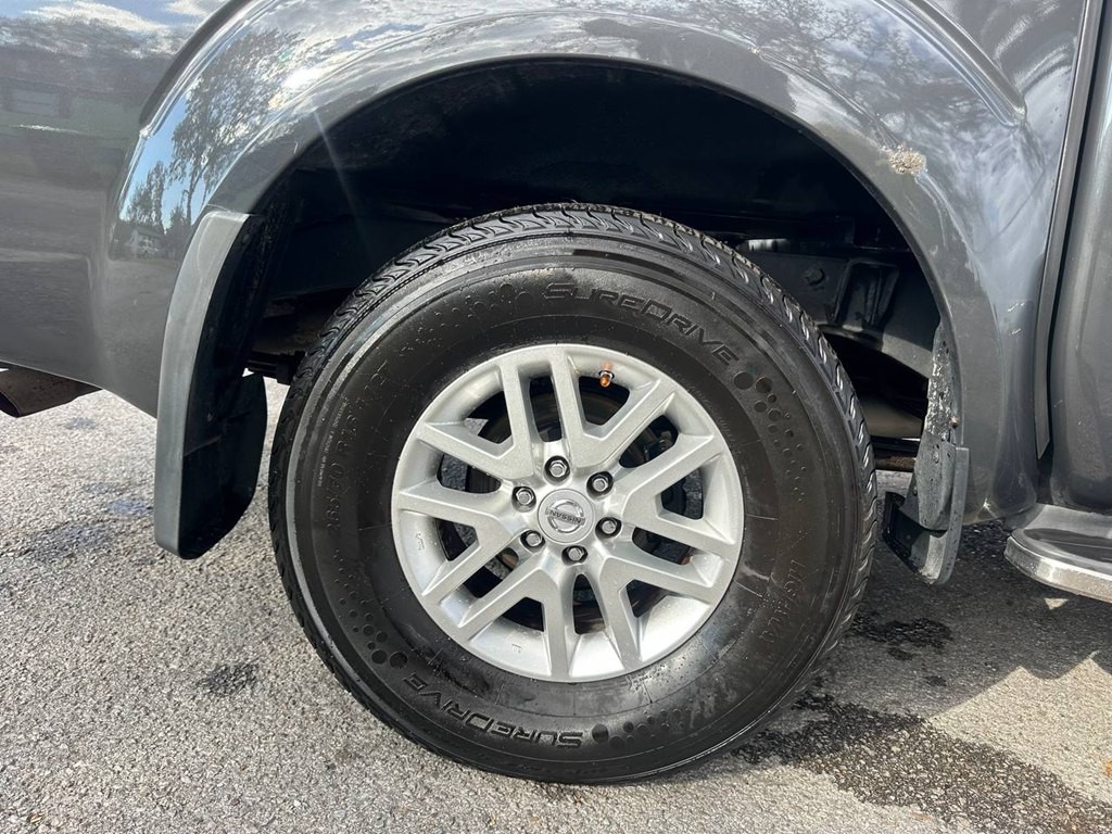 2014 Nissan Frontier Image 27