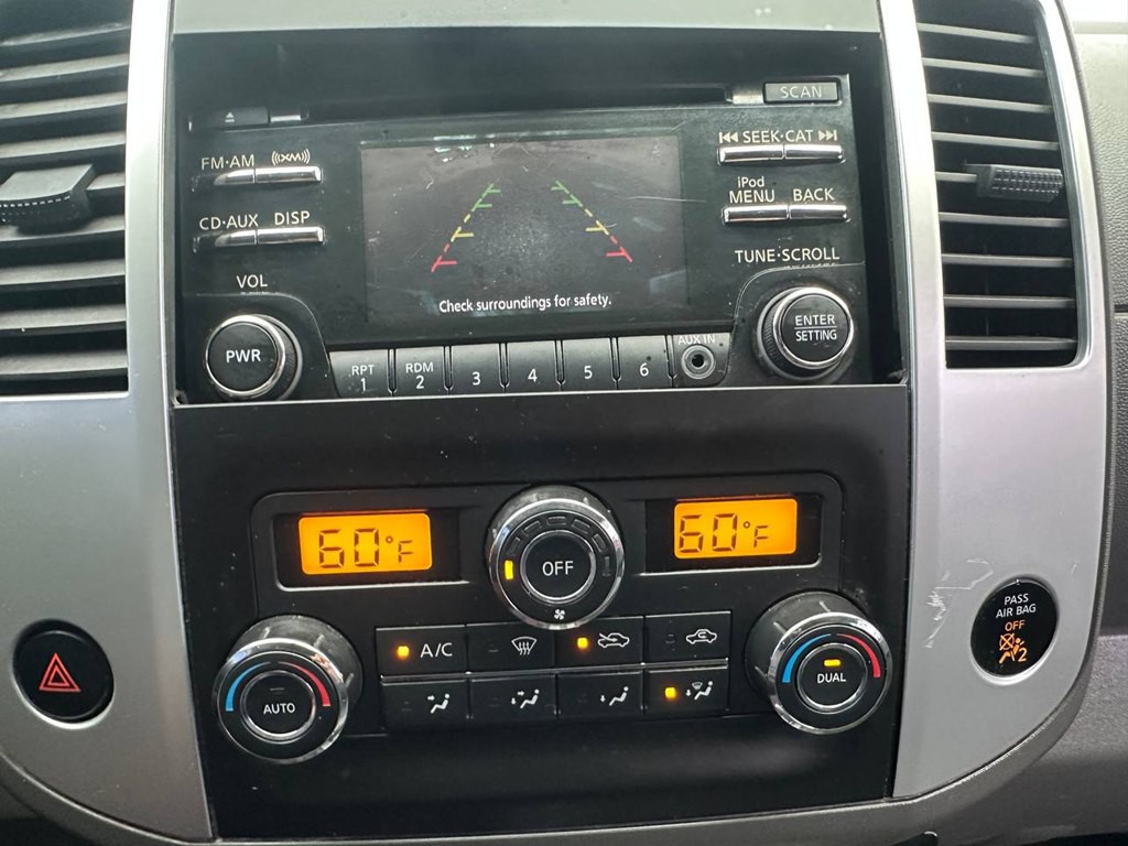 2014 Nissan Frontier Image 30