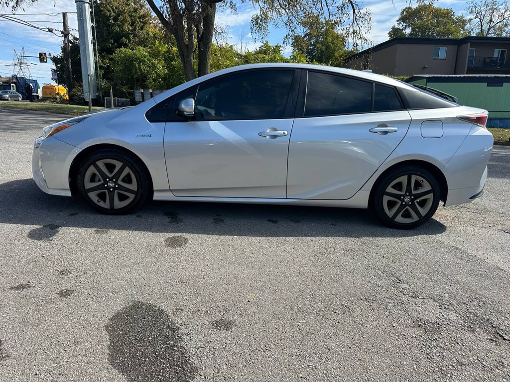 2017 Toyota Prius Image 10