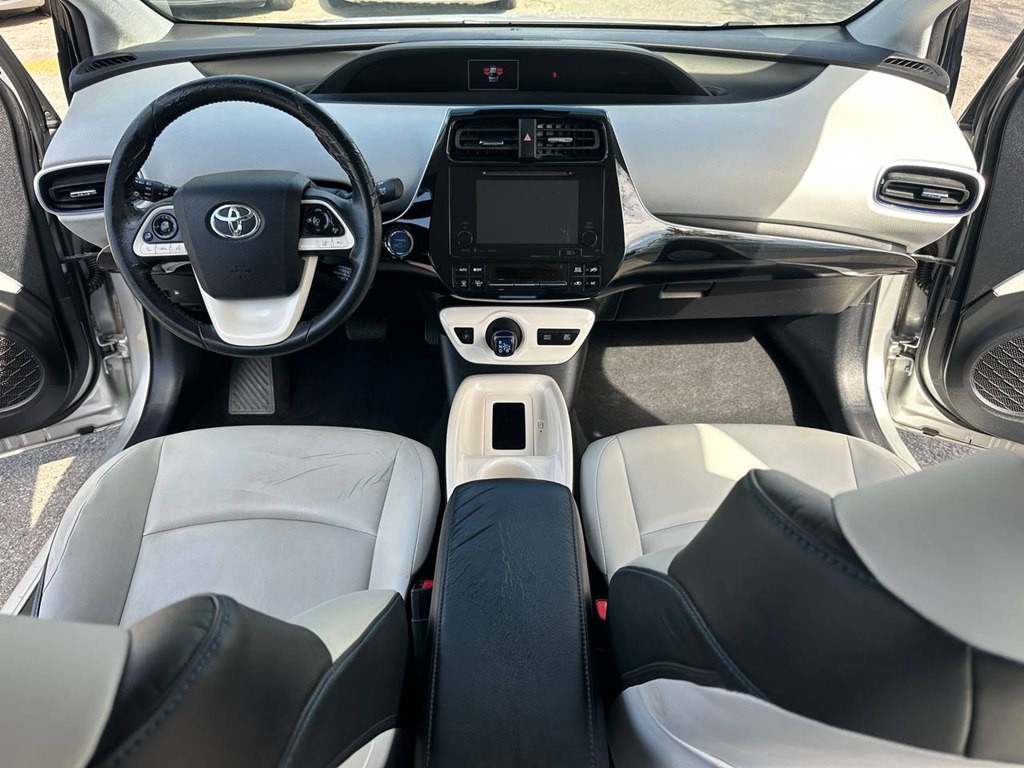 2017 Toyota Prius Image 21