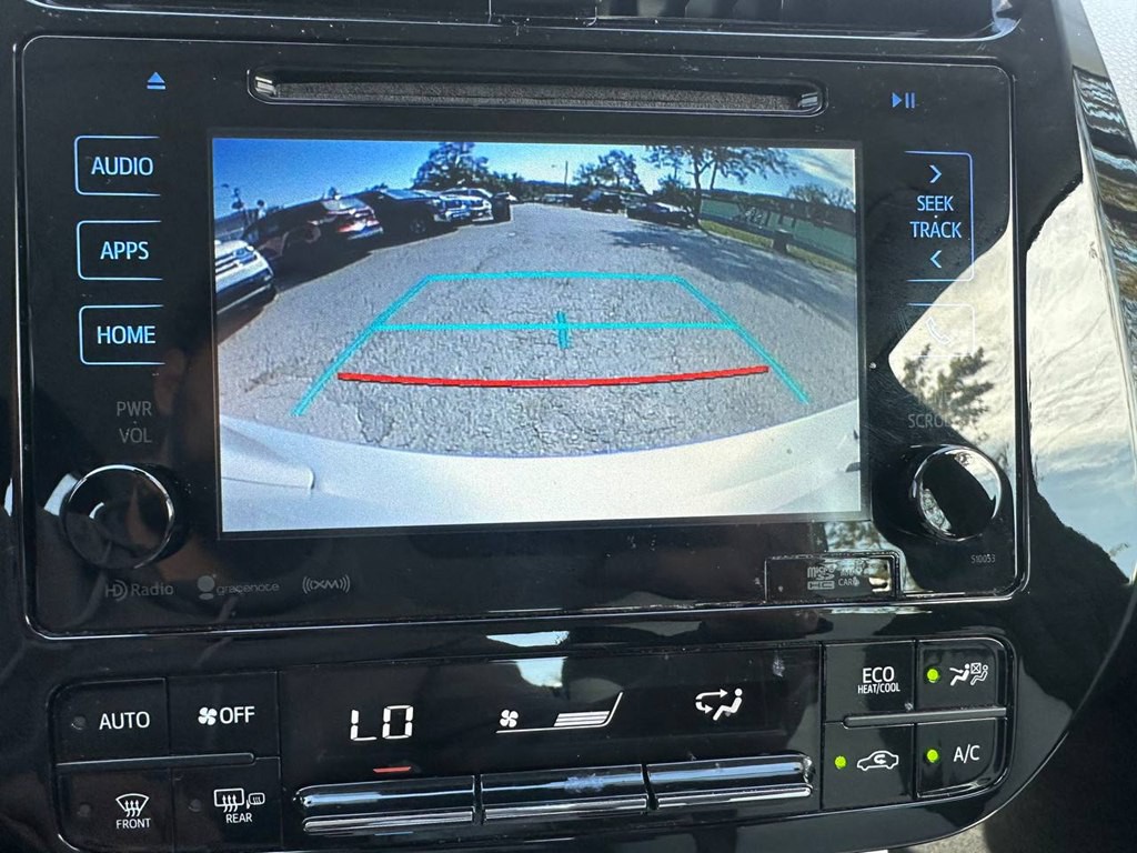 2017 Toyota Prius Image 31