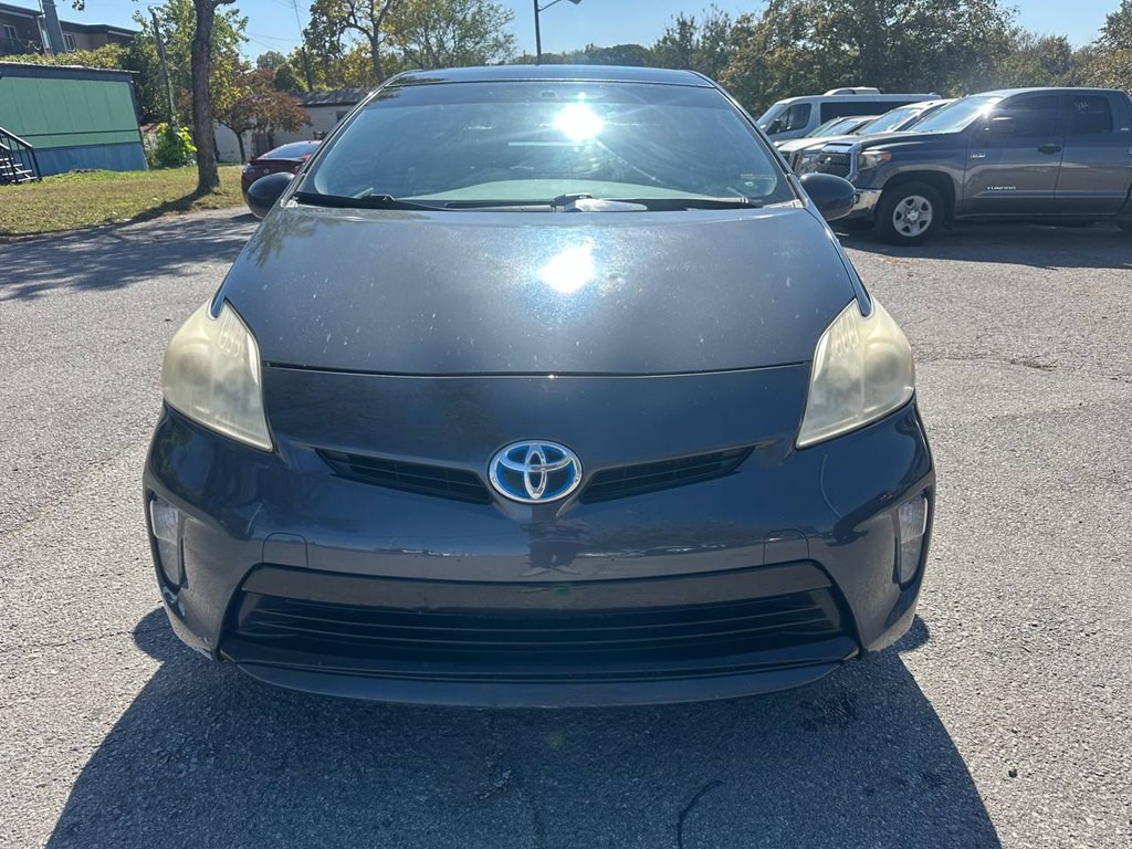 2013 Toyota Prius Image 2