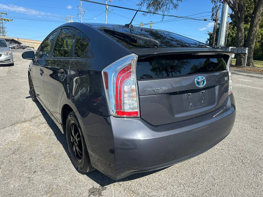 2013 Toyota Prius Image 8