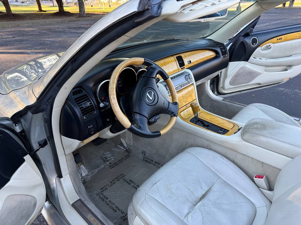 2003 Lexus SC Image 33